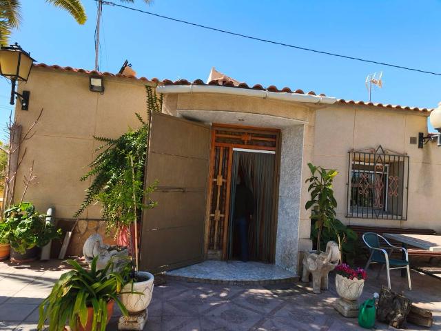 Casa chalet en Venta en Los Girasoles