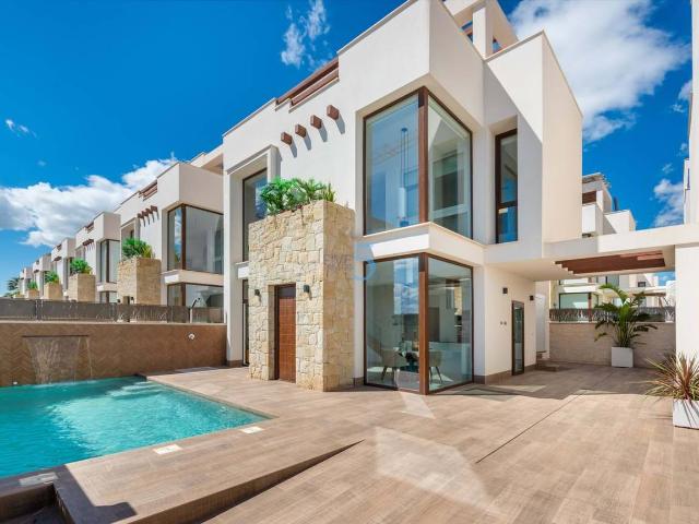 Casa chalet en Venta en Los Montesinos