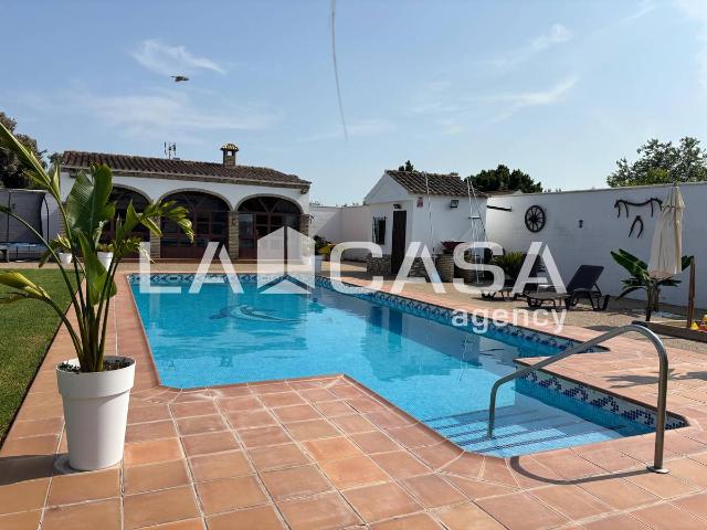Casa chalet en Venta en Los Palacios y Villafranca