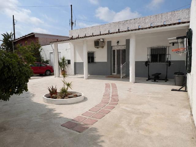Casa chalet en Venta en Los Pinares La Masia