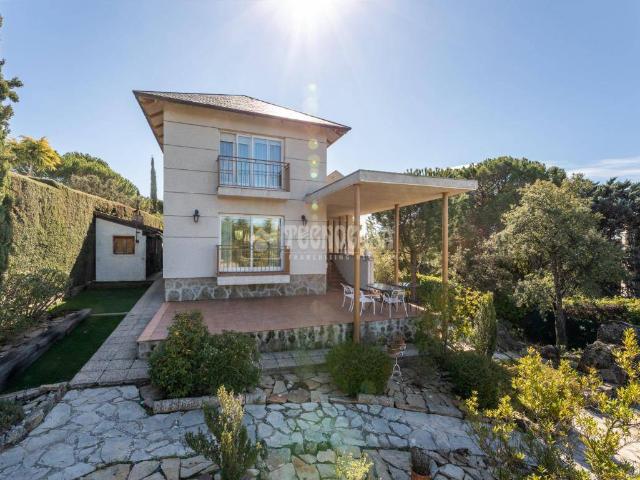 Casa chalet en Venta en Los Robles