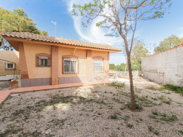 Casa chalet en Venta en Los Urrutias