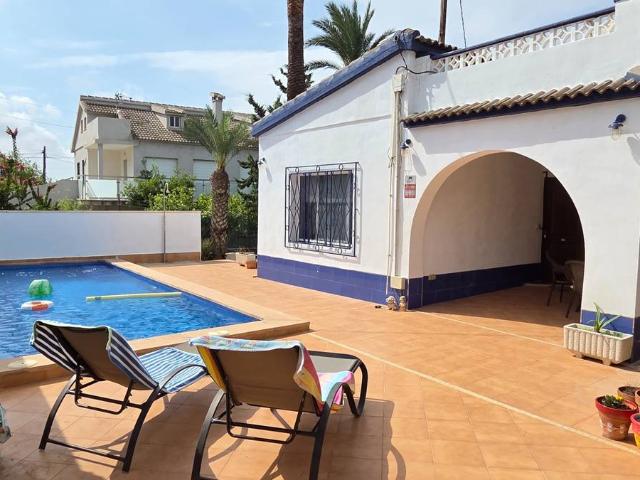 Casa chalet en Venta en Los Urrutias