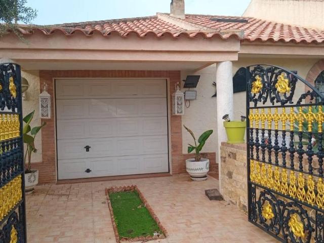 Casa chalet en Venta en Los Urrutias