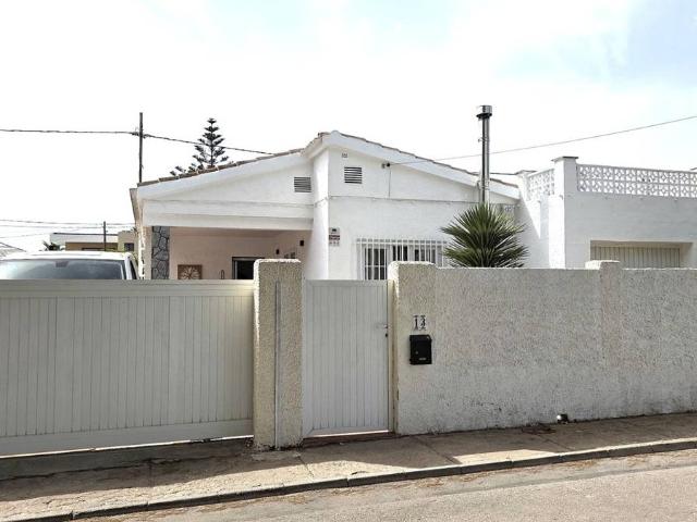 Casa chalet en Venta en Los Urrutias