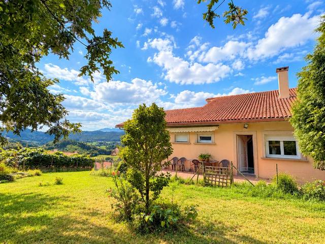Casa chalet en Venta en Loureda Lañas Barrañán
