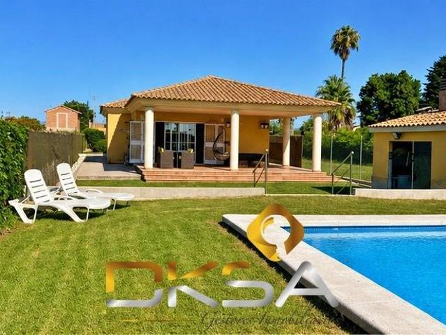 Casa chalet en Venta en Llombai