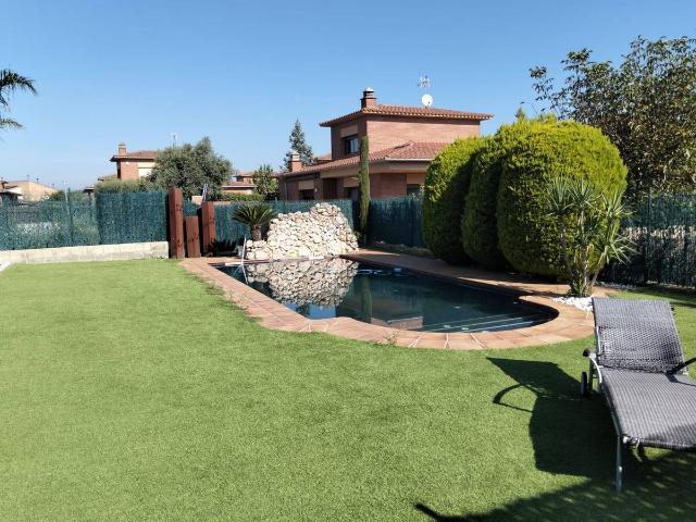 Casa chalet en Venta en Llambilles