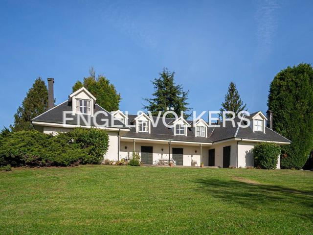 Casa chalet en Venta en Llanera