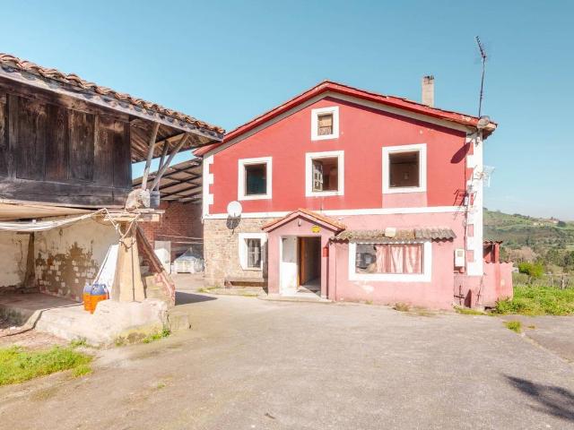 Casa chalet en Venta en Llanera