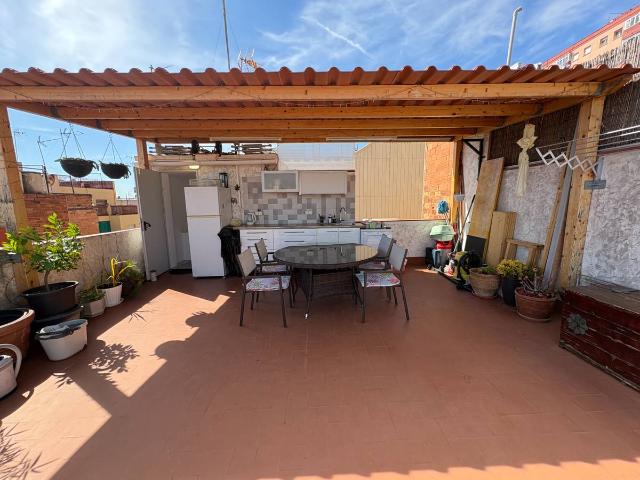 Casa chalet en Venta en Llefià
