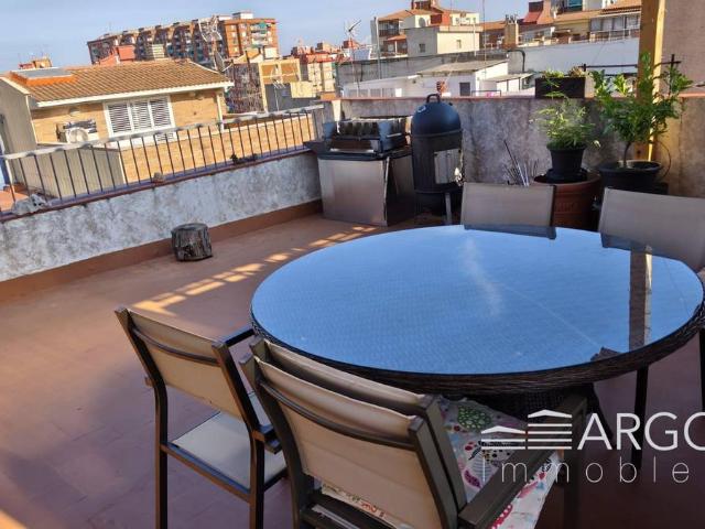 Casa chalet en Venta en Llefià