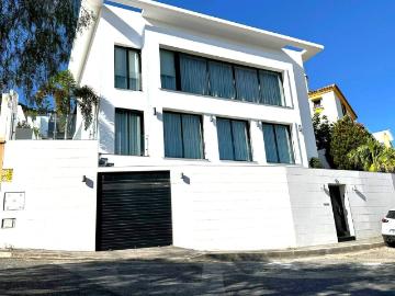 Casa chalet en Venta en Manantiales Lagar Cortijo