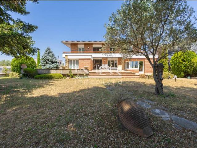 Casa chalet en Venta en Manlleu