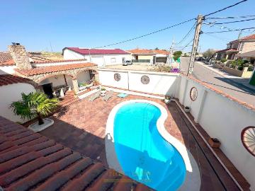 Casa chalet en Venta en Machacón