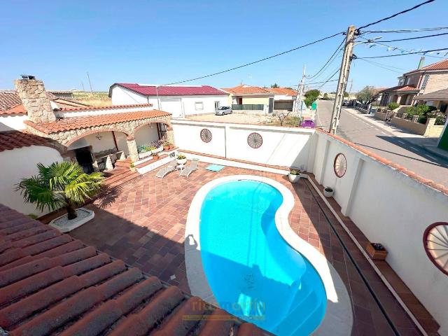 Casa chalet en Venta en Machacón