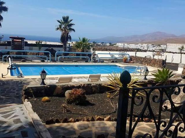 Casa chalet en Venta en Macher