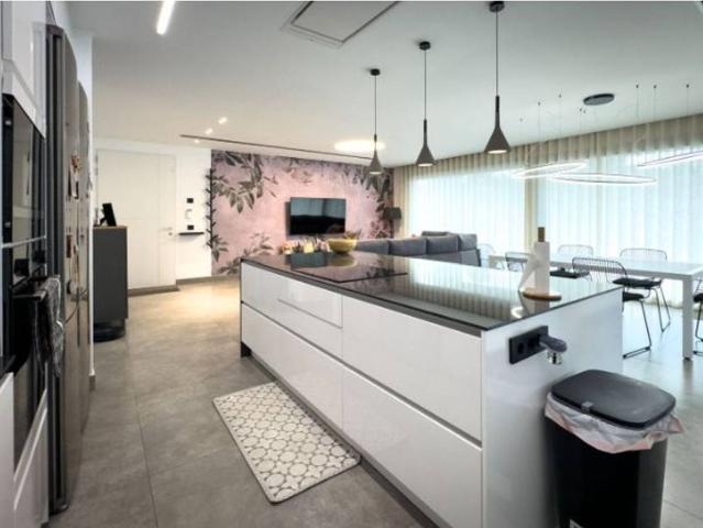 Casa chalet en Venta en Madrigal