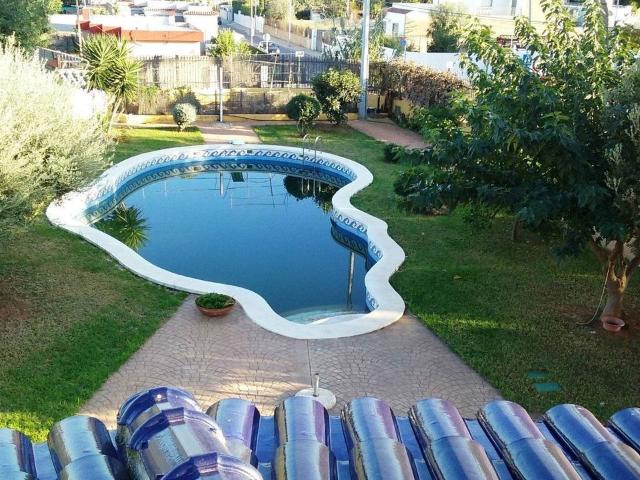 Casa chalet en Venta en Madrigal