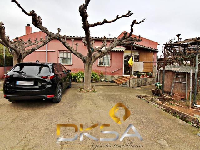 Casa chalet en Venta en Madrigal