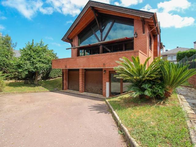 Casa chalet en Venta en Maoño Azoños
