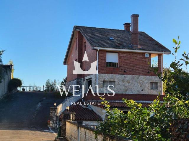 Casa chalet en Venta en Maoño Azoños