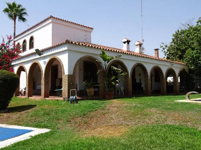 Casa chalet en Venta en Mairena del Alcor