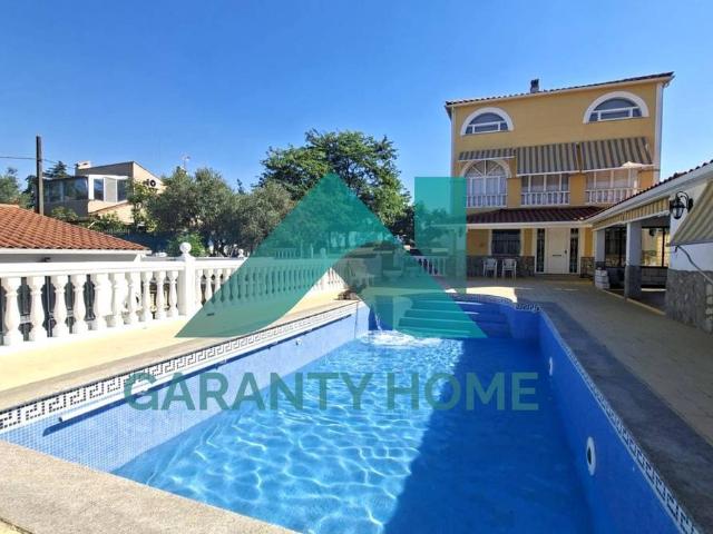 Casa chalet en Venta en Malpartida de Cáceres