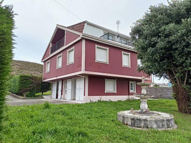 Casa chalet en Venta en Malpica de Bergantiños