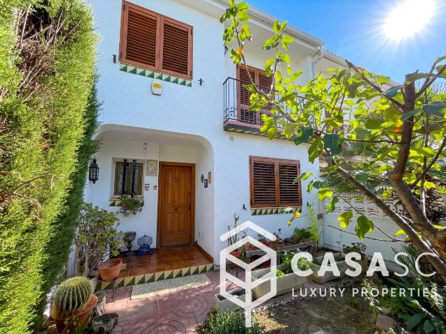 Casa chalet en Venta en Martinica – Ateneu