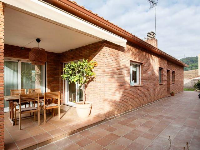 Casa chalet en Venta en Martorelles