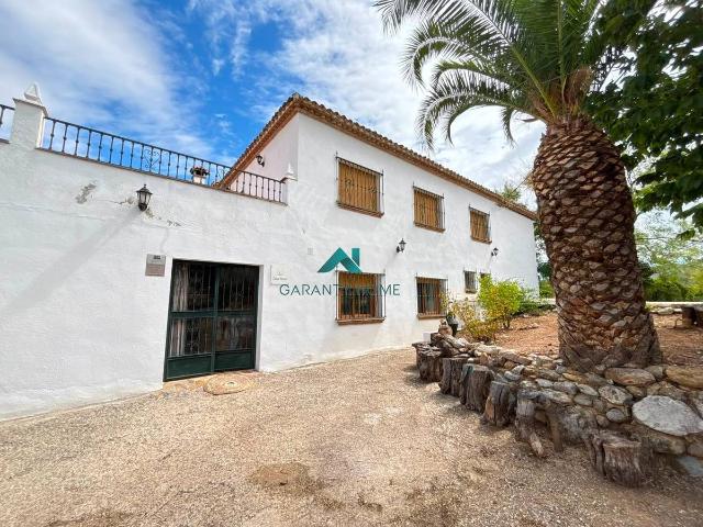 Casa chalet en Venta en Martos