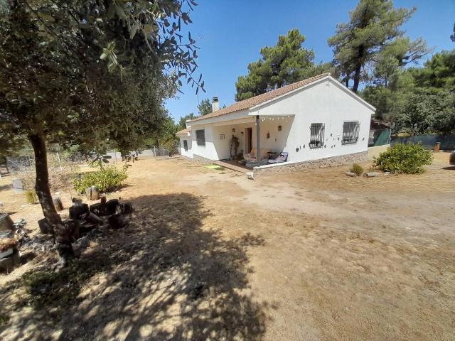 Casa chalet en Venta en Marugán
