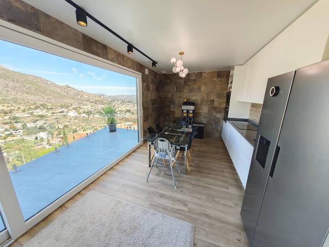 Casa chalet en Venta en Maryvilla