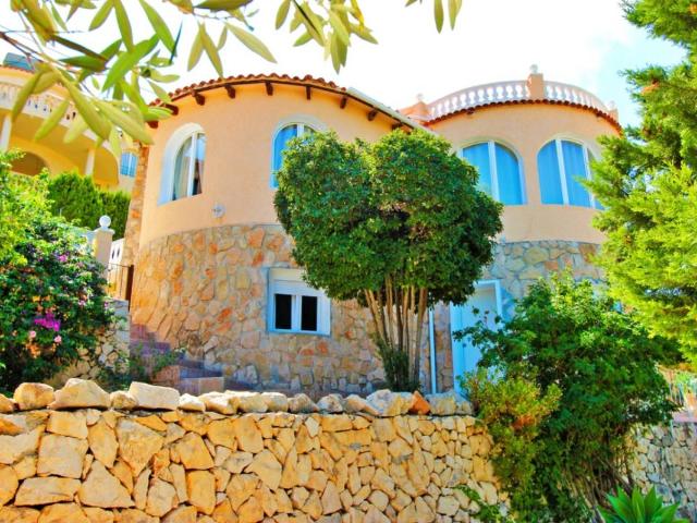 Casa chalet en Venta en Maryvilla