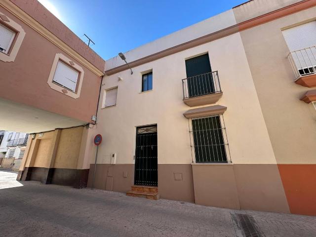 Casa chalet en Venta en Marchena