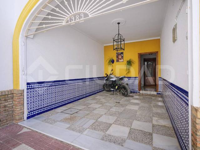 Casa chalet en Venta en Marchena