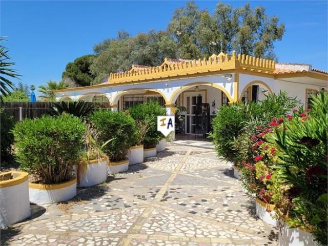 Casa chalet en Venta en Marchena