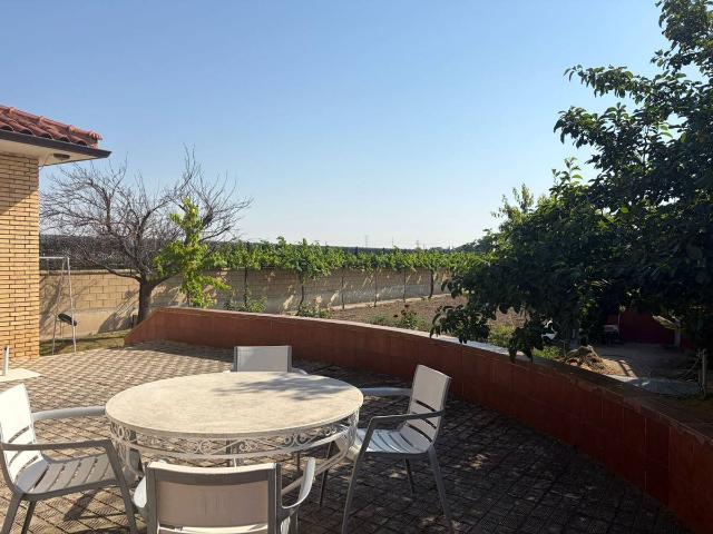 Casa chalet en Venta en Marcilla