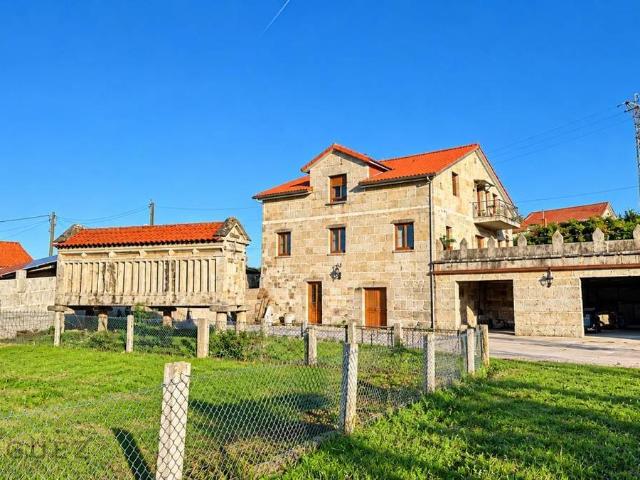 Casa chalet en Venta en Marín