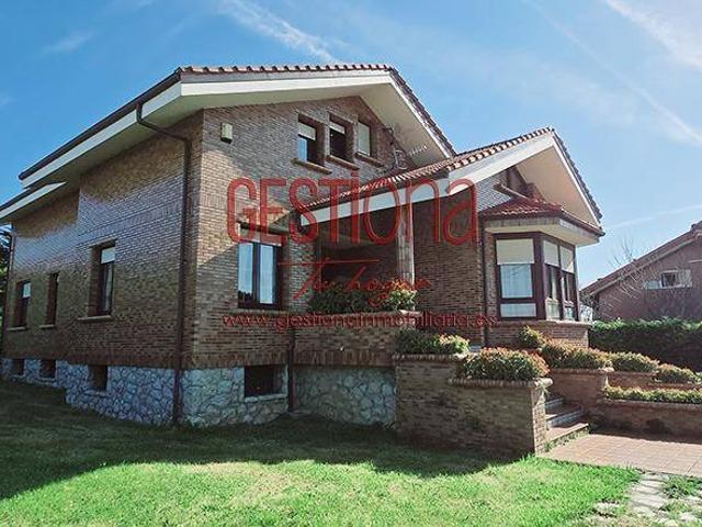 Casa chalet en Venta en Marina de Cudeyo