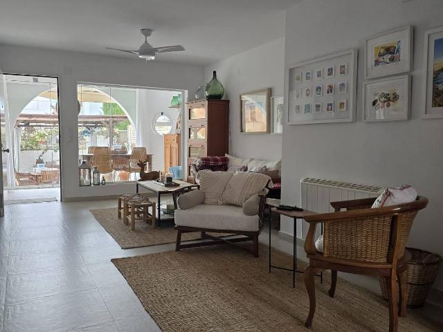 Casa chalet en Venta en Marisol Park Ortembach Los Almendros