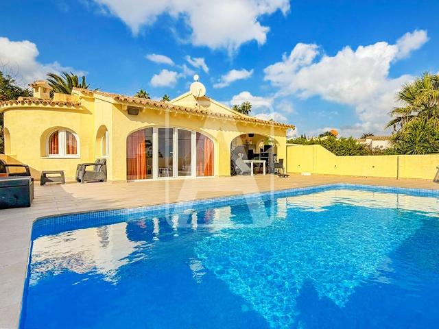 Casa chalet en Venta en Marisol Park Ortembach Los Almendros