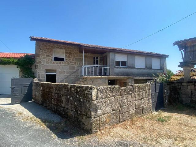 Casa chalet en Venta en Maside