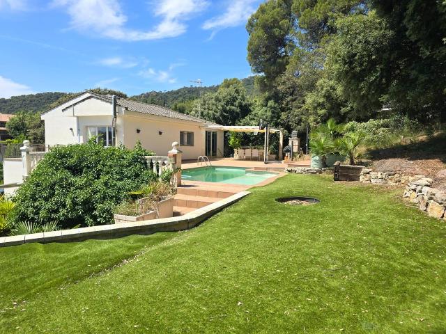 Casa chalet en Venta en Matadepera