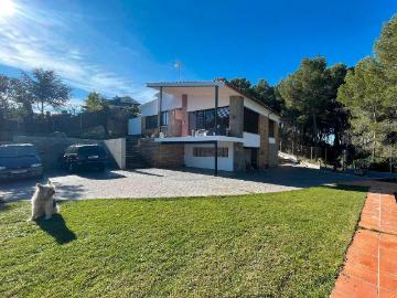 Casa chalet en Venta en Matadepera