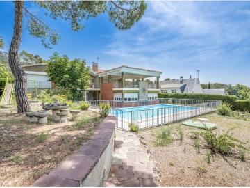 Casa chalet en Venta en Matadepera