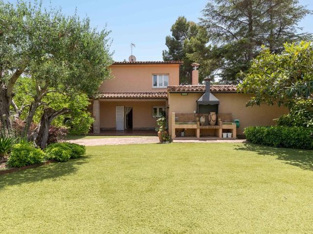 Casa chalet en Venta en Matadepera