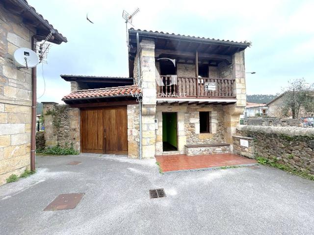 Casa chalet en Venta en Mazcuerras