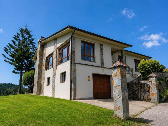 Casa chalet en Venta en Coaña